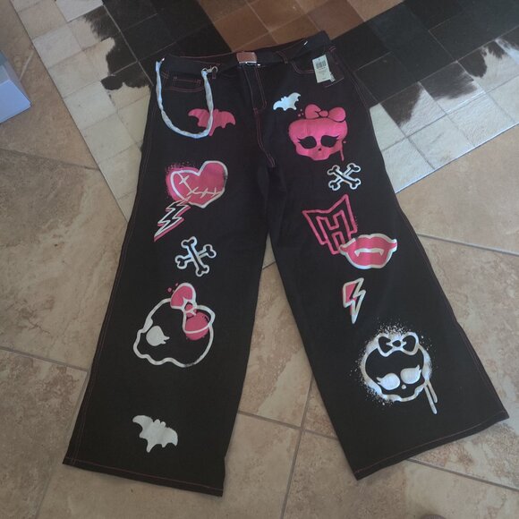Hot Topic Monster High collection jeans size 18 New - Picture 1 of 3